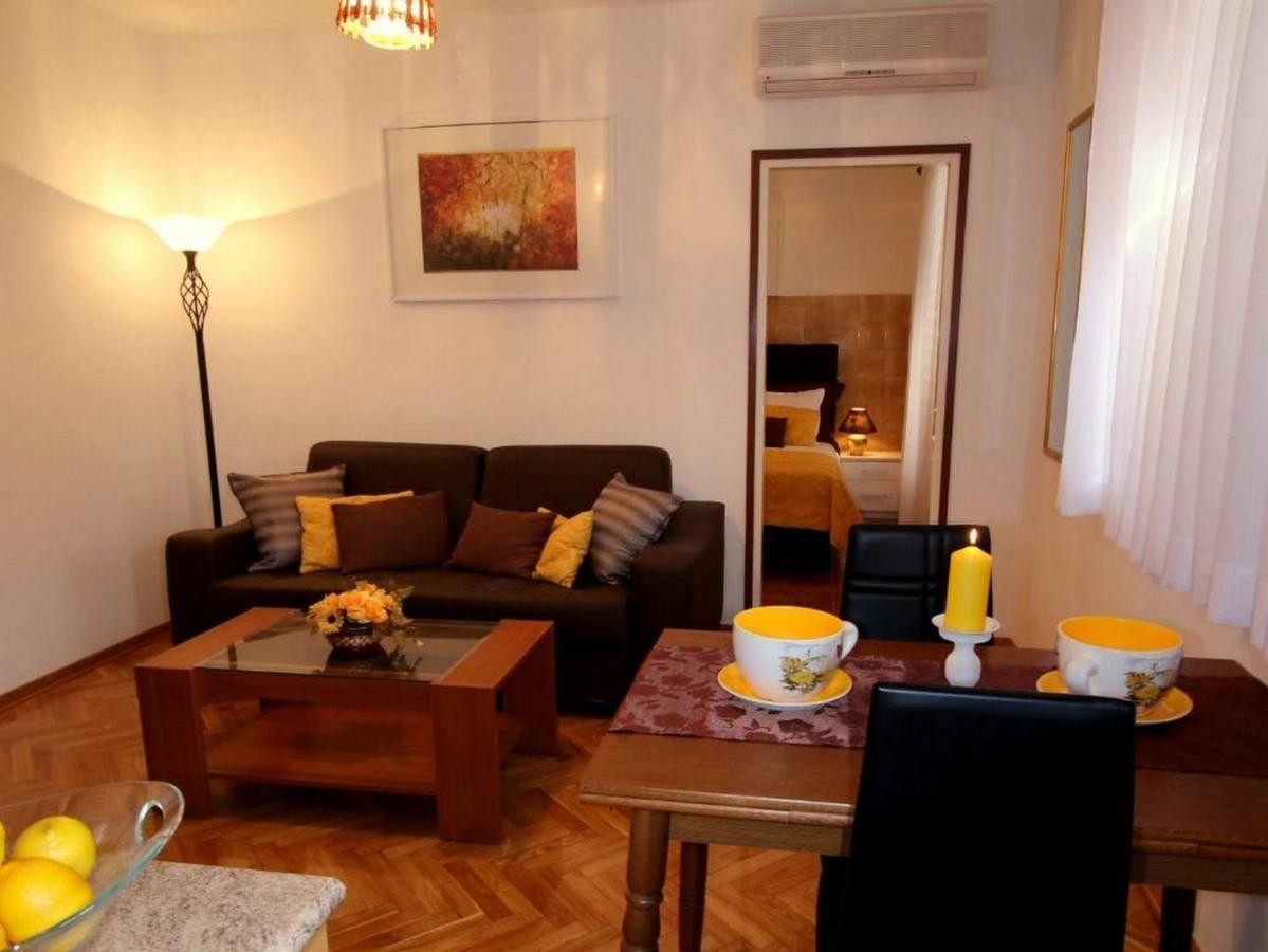 Villa Renipol Adults Only Sutivan Eksteriør billede