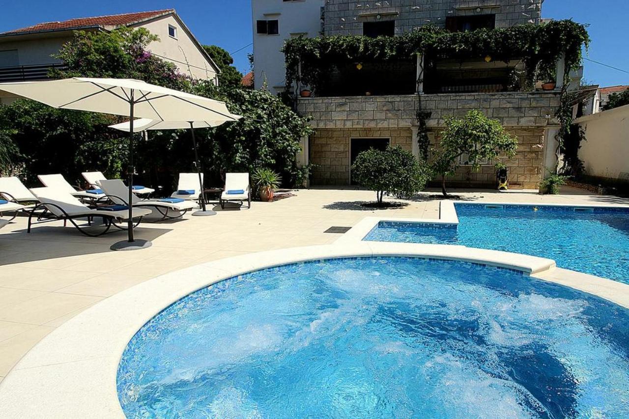 Villa Renipol Adults Only Sutivan Eksteriør billede