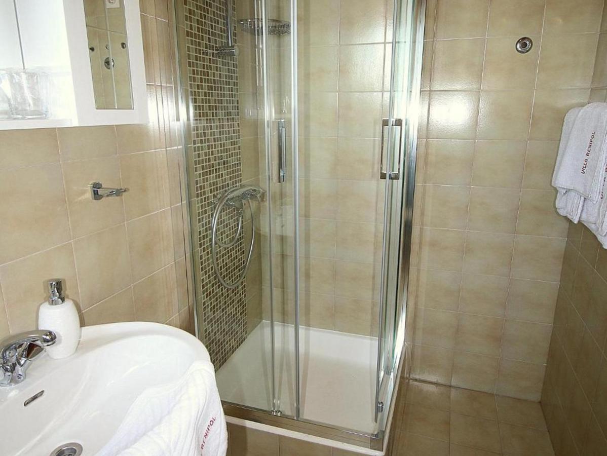 Villa Renipol Adults Only Sutivan Eksteriør billede