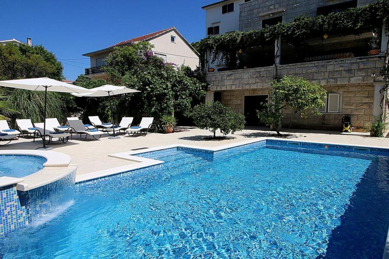 Villa Renipol Adults Only Sutivan Eksteriør billede