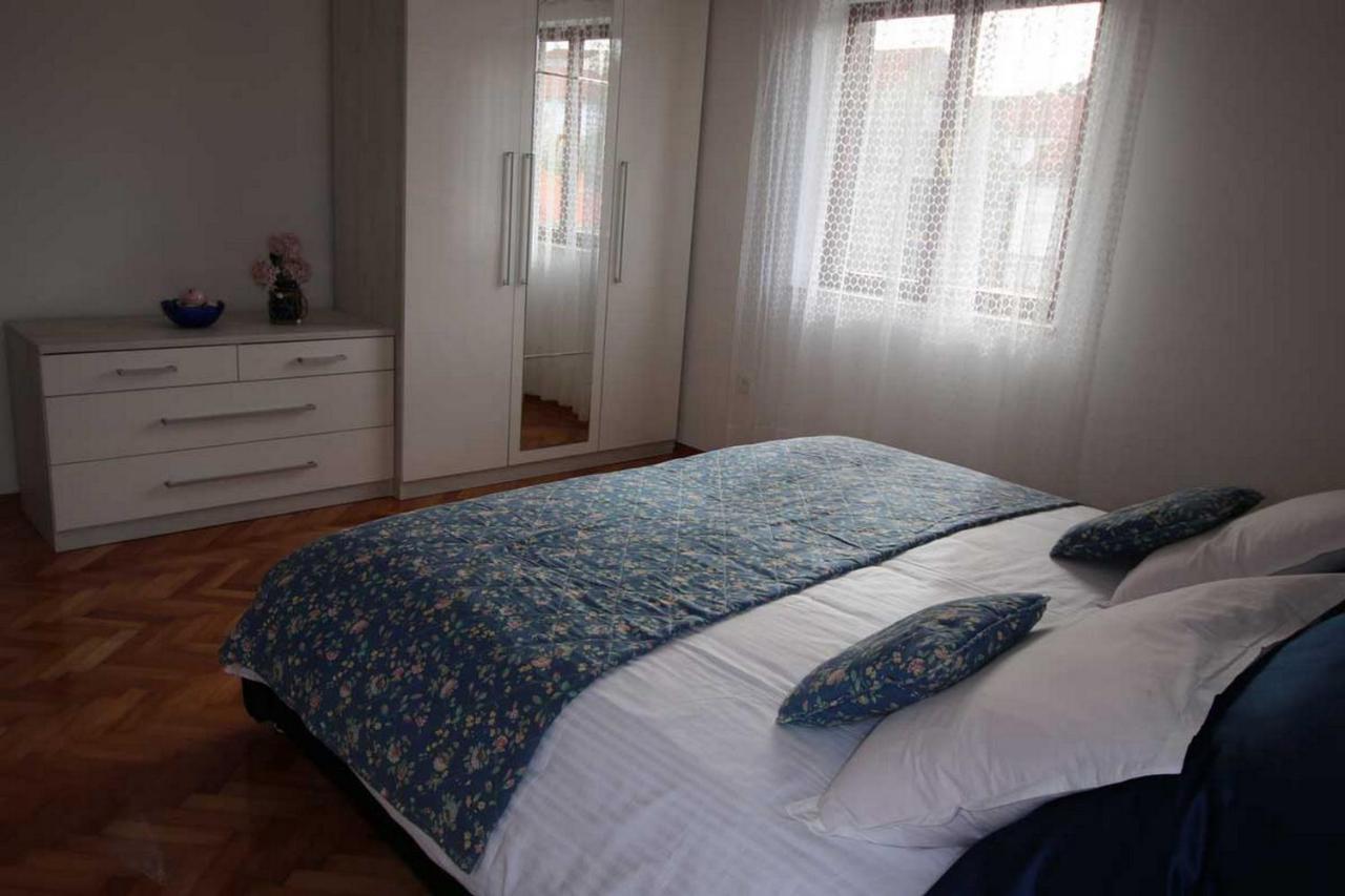 Villa Renipol Adults Only Sutivan Eksteriør billede