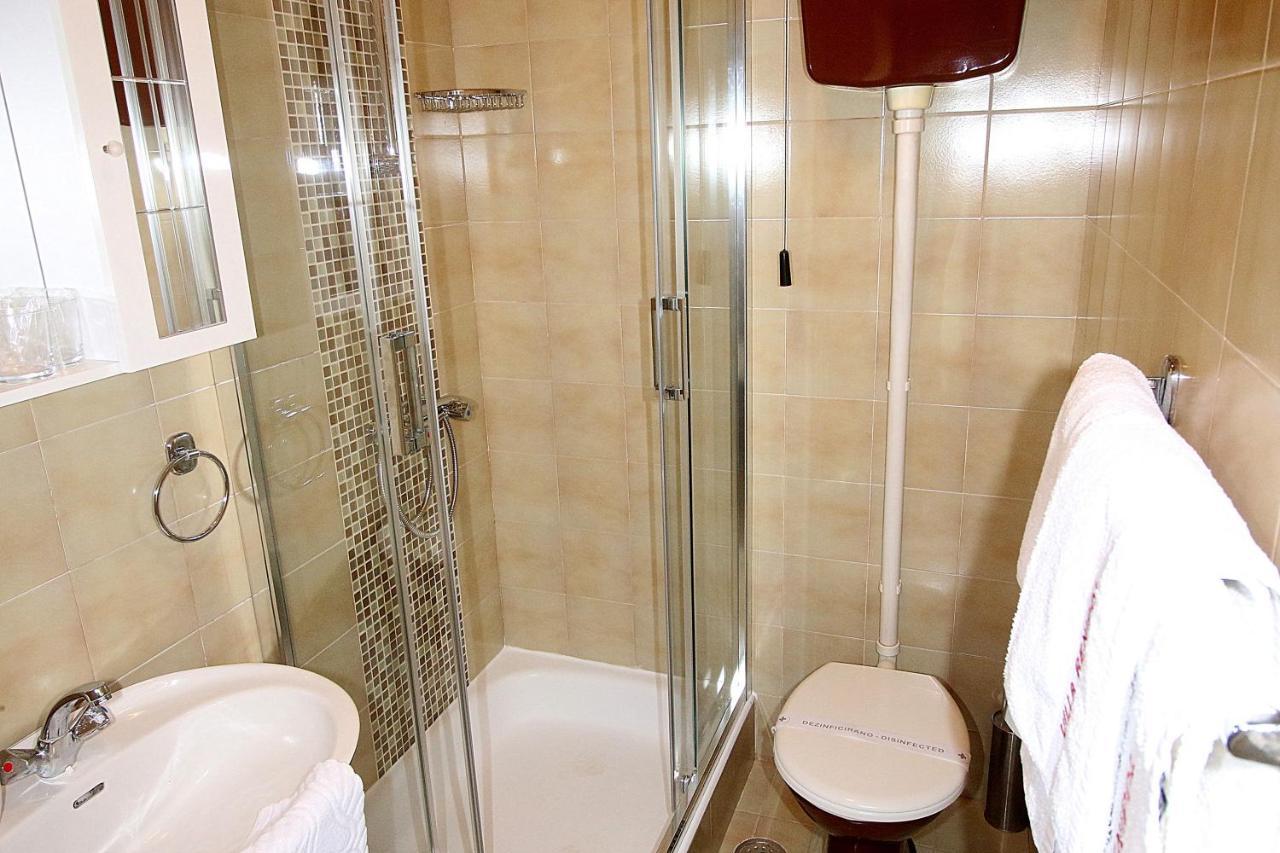 Villa Renipol Adults Only Sutivan Eksteriør billede