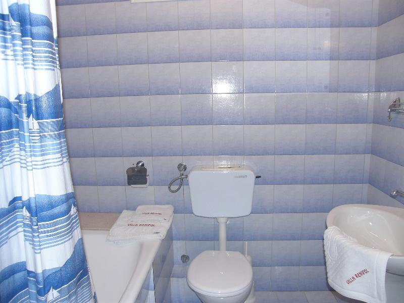 Villa Renipol Adults Only Sutivan Eksteriør billede